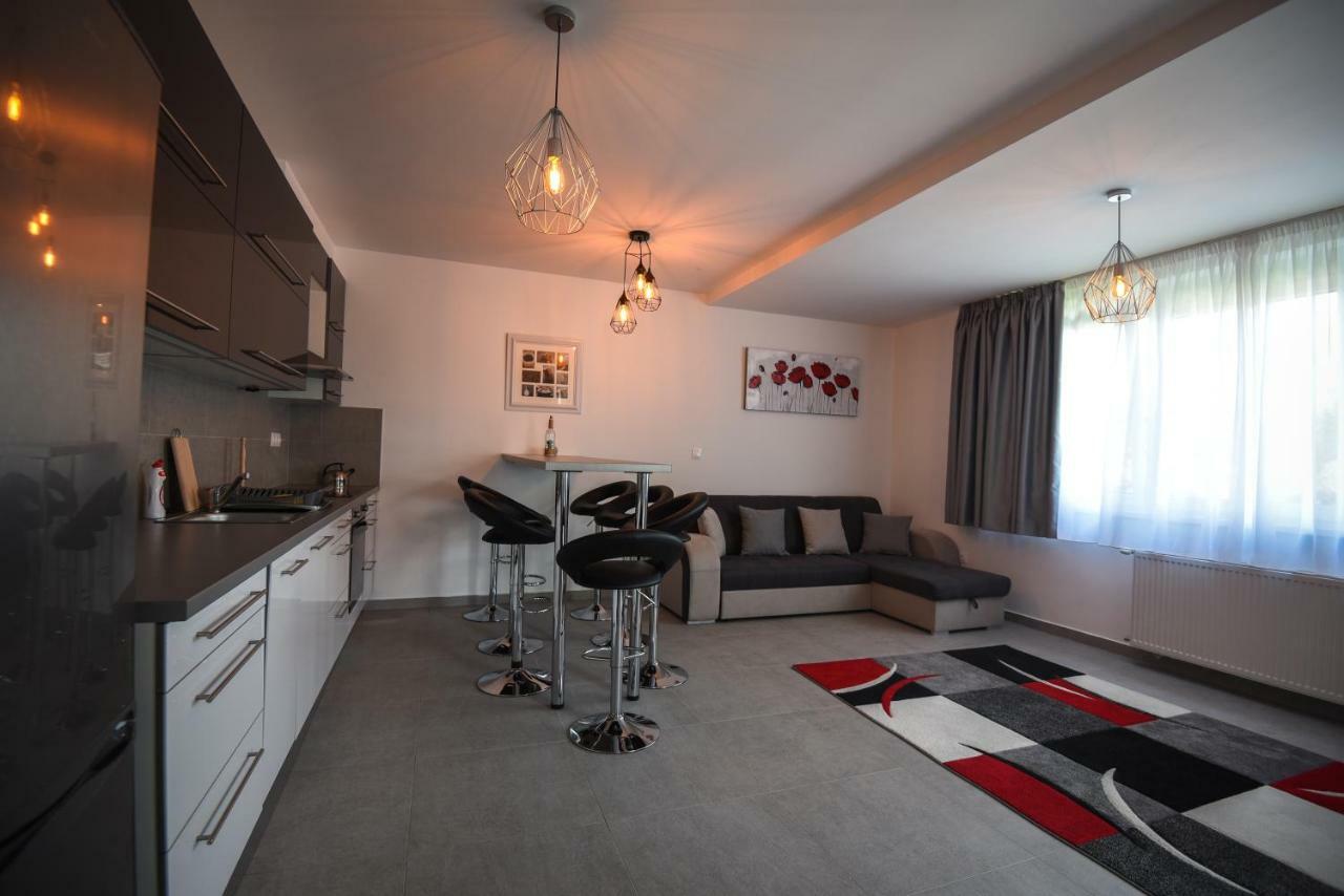 Francesca Apartman シオーフォク エクステリア 写真